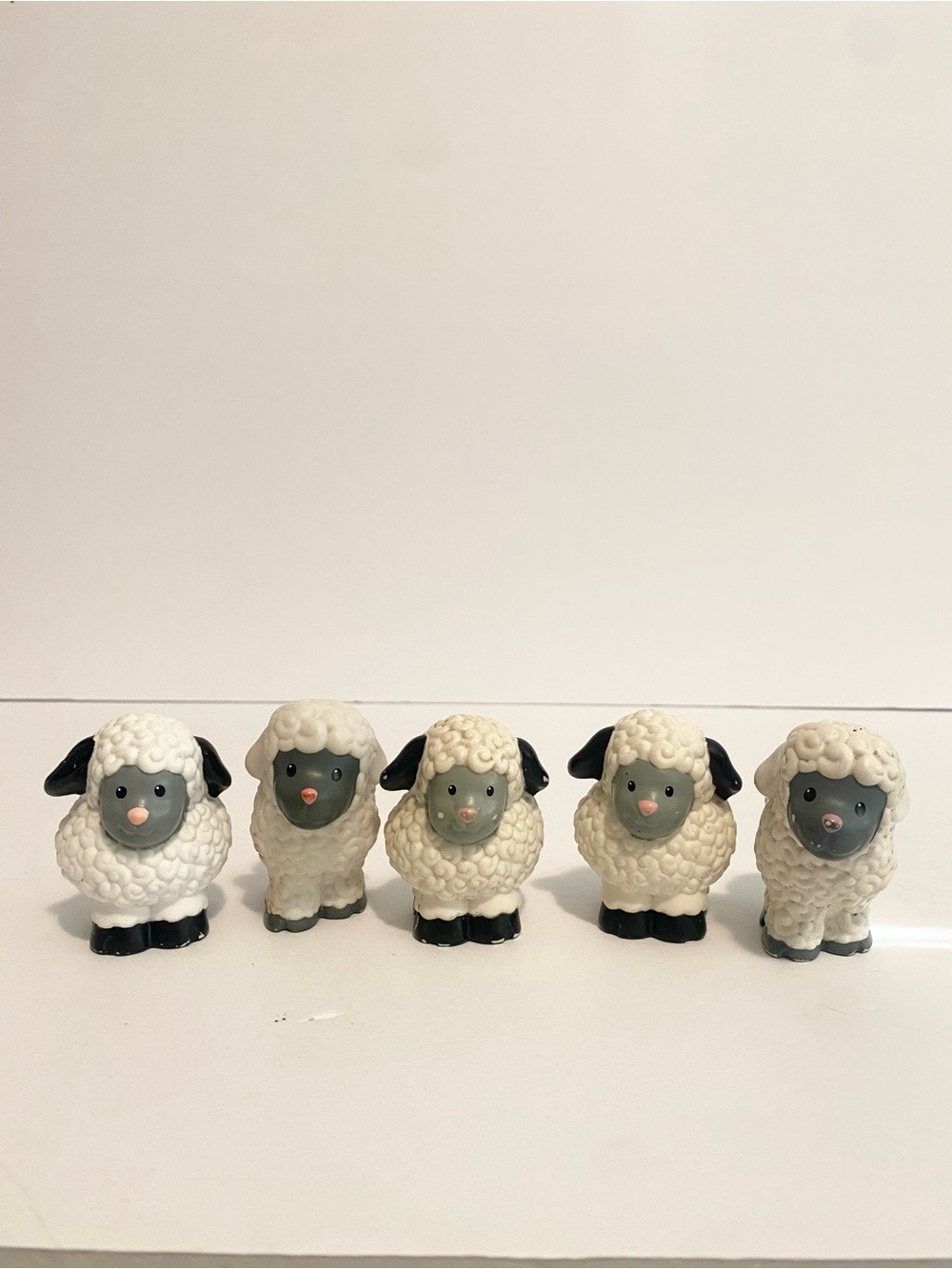 Little People Barn Animals Sheep Lot Flock Figure Bundle Fisher Price Animal